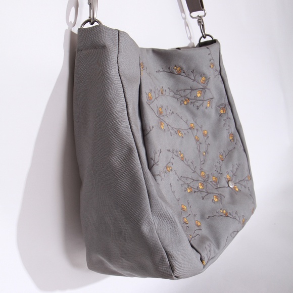Haiku Journey Eco Tote bag in Poppy Mist Bag - Picture 7 of 8
